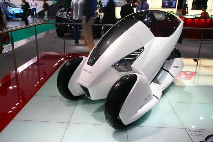  Honda 3R-C Electric Vehicle Concept 2010 года  (фото 23 из 36)